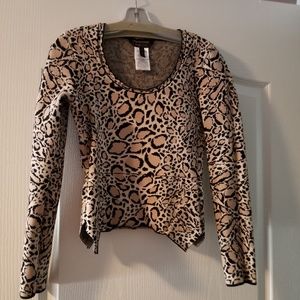 Bcbg leopard long sleeve sweater top